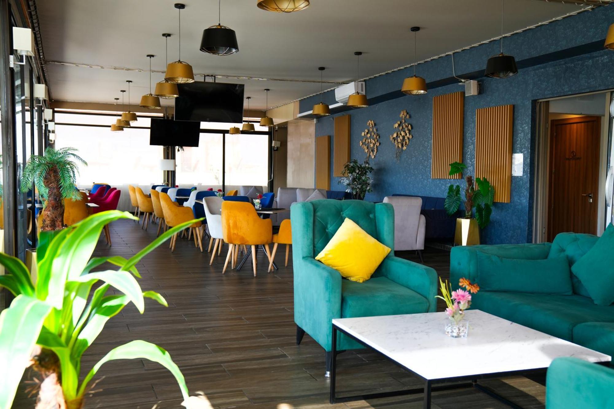 First Suites Hotel Rabat Kültér fotó